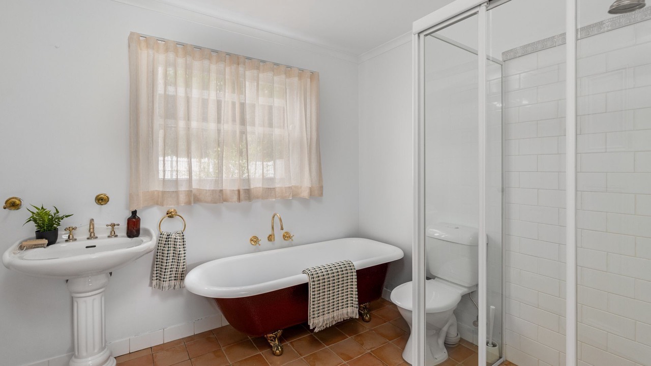 Photo of Bathroom in Alpine
