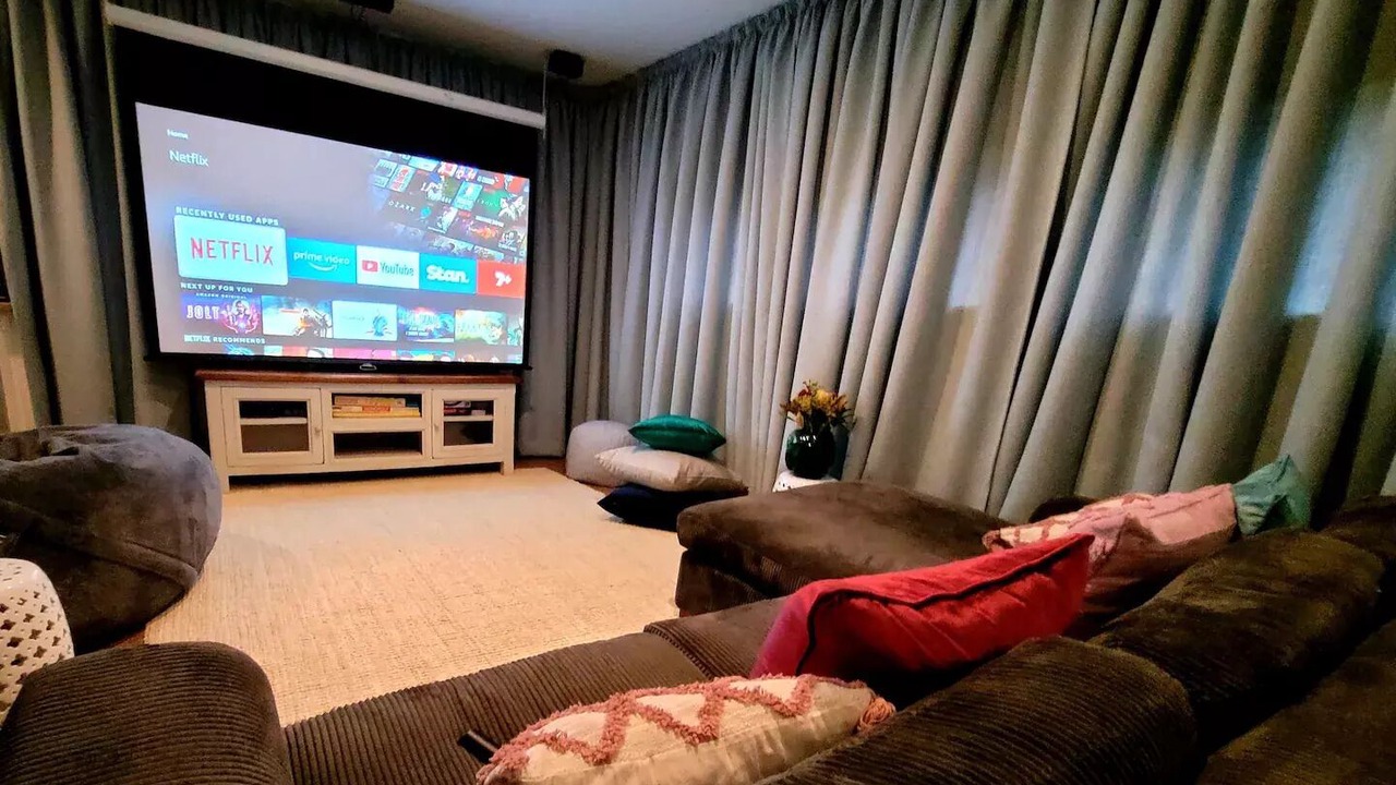 Photo of Livingroom in Saratoga