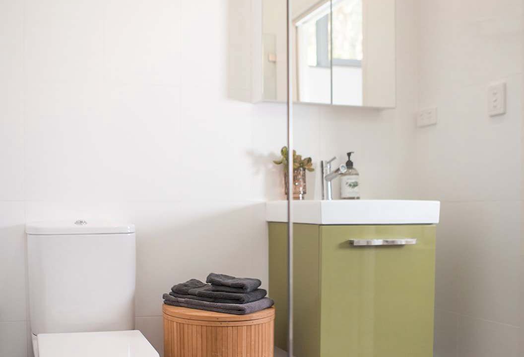 Photo of Bathroom in Box Head
