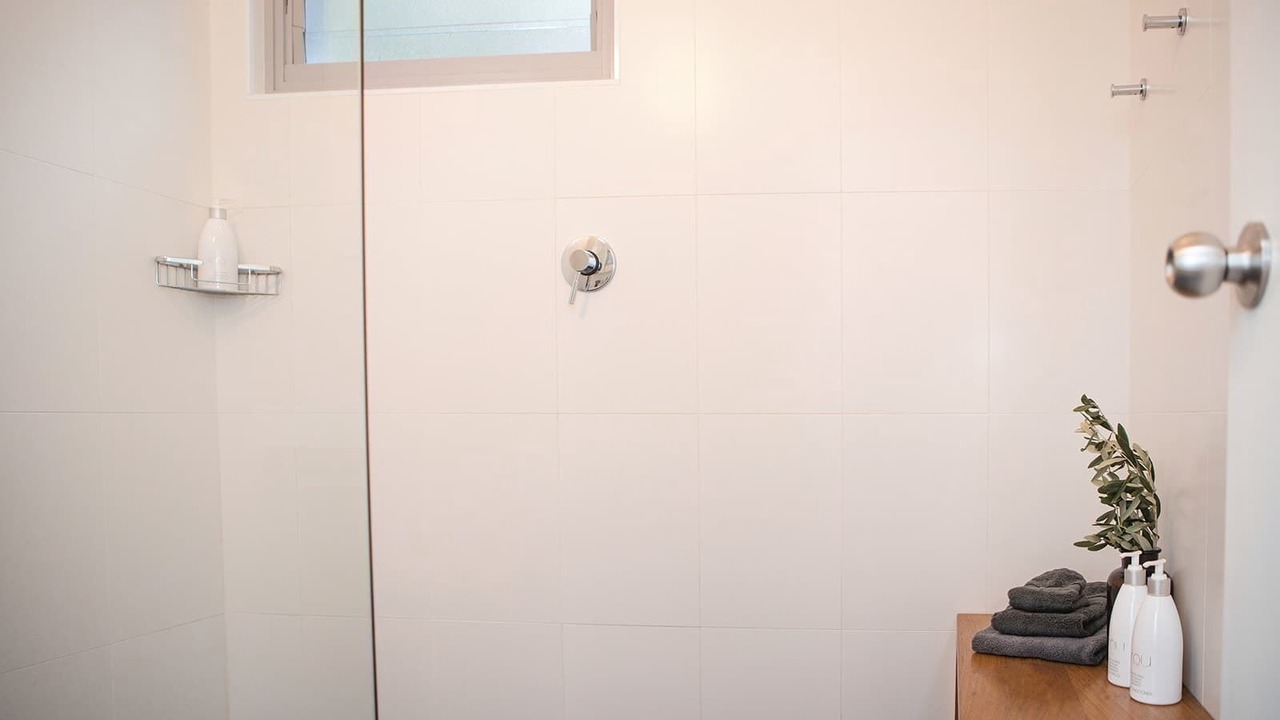 Photo of Bathroom in Box Head