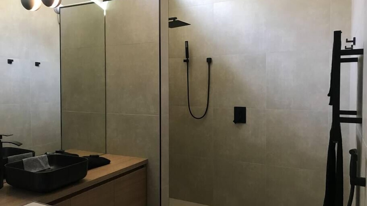 Photo of Bathroom in Boomerang Beach