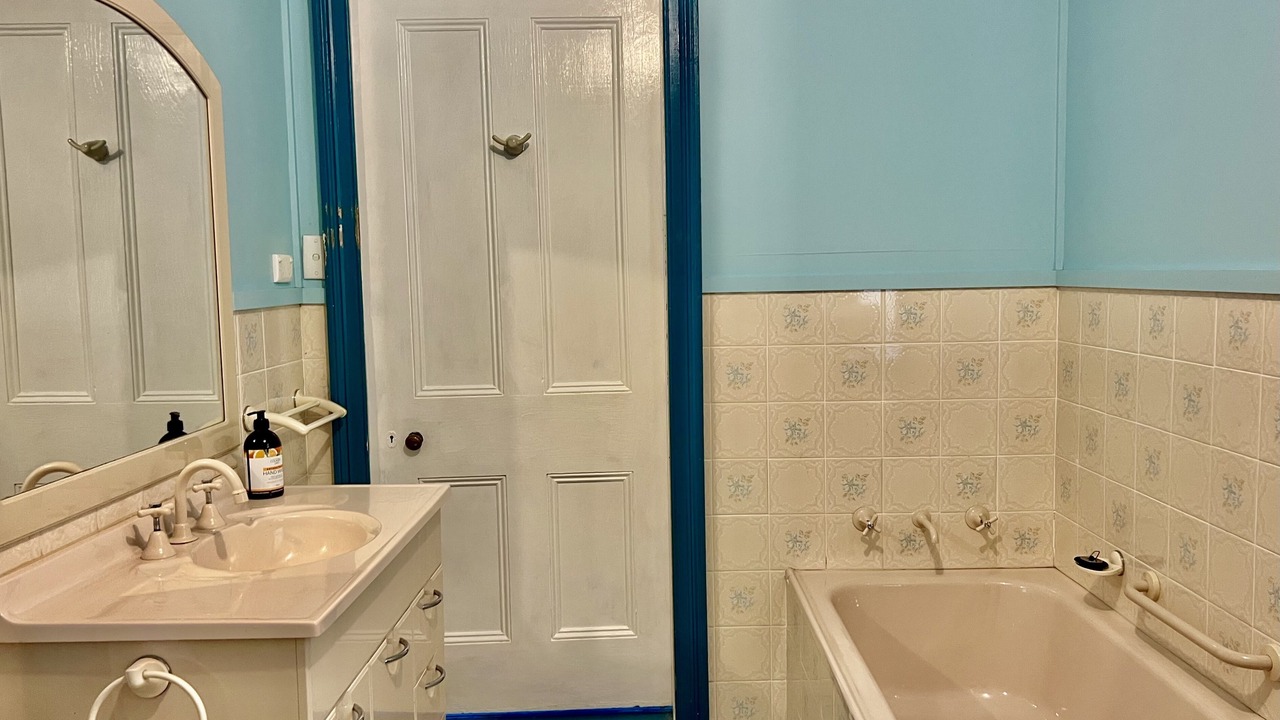 Photo of Bathroom in Laughtondale