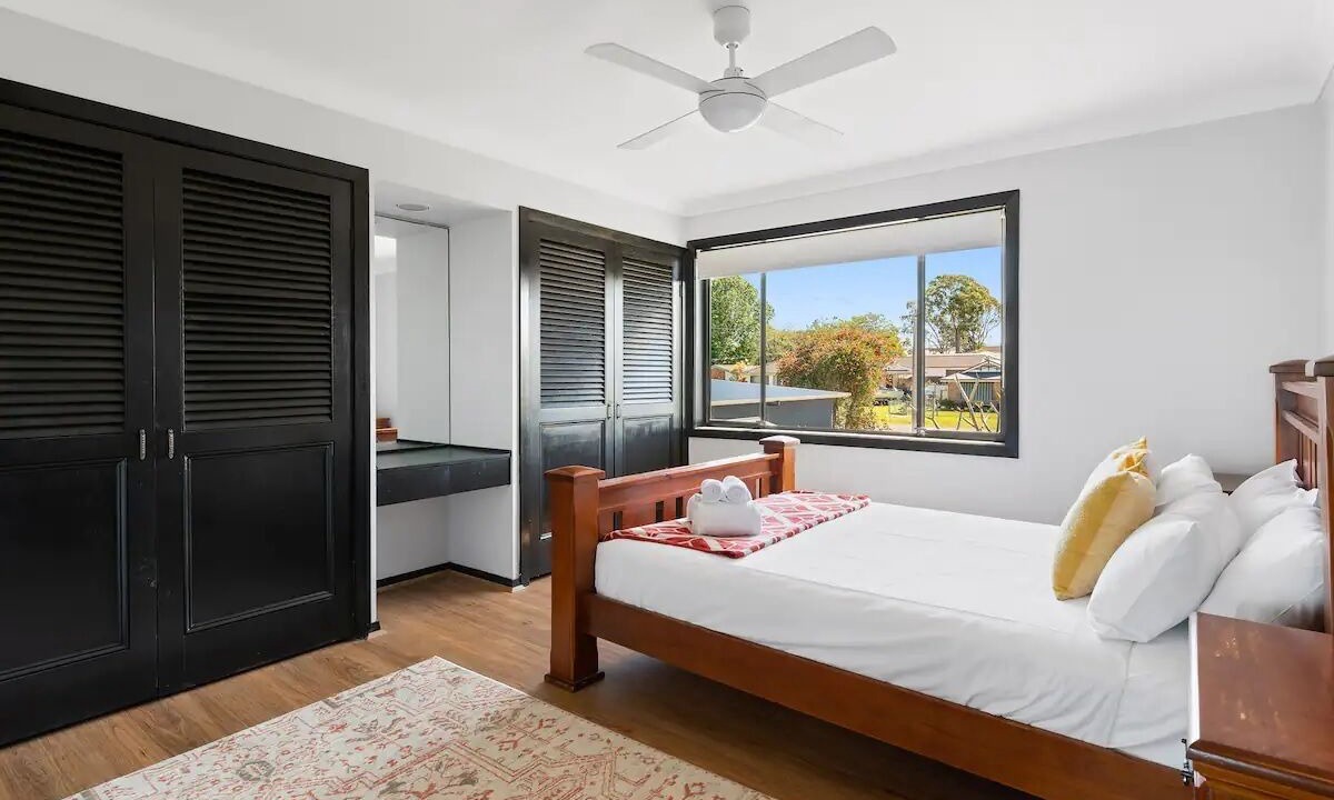 Photo of Bedroom in Mannering Park