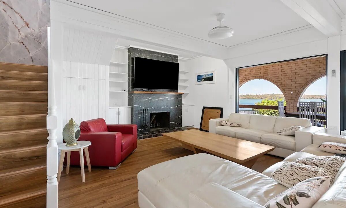 Photo of Livingroom in Mannering Park