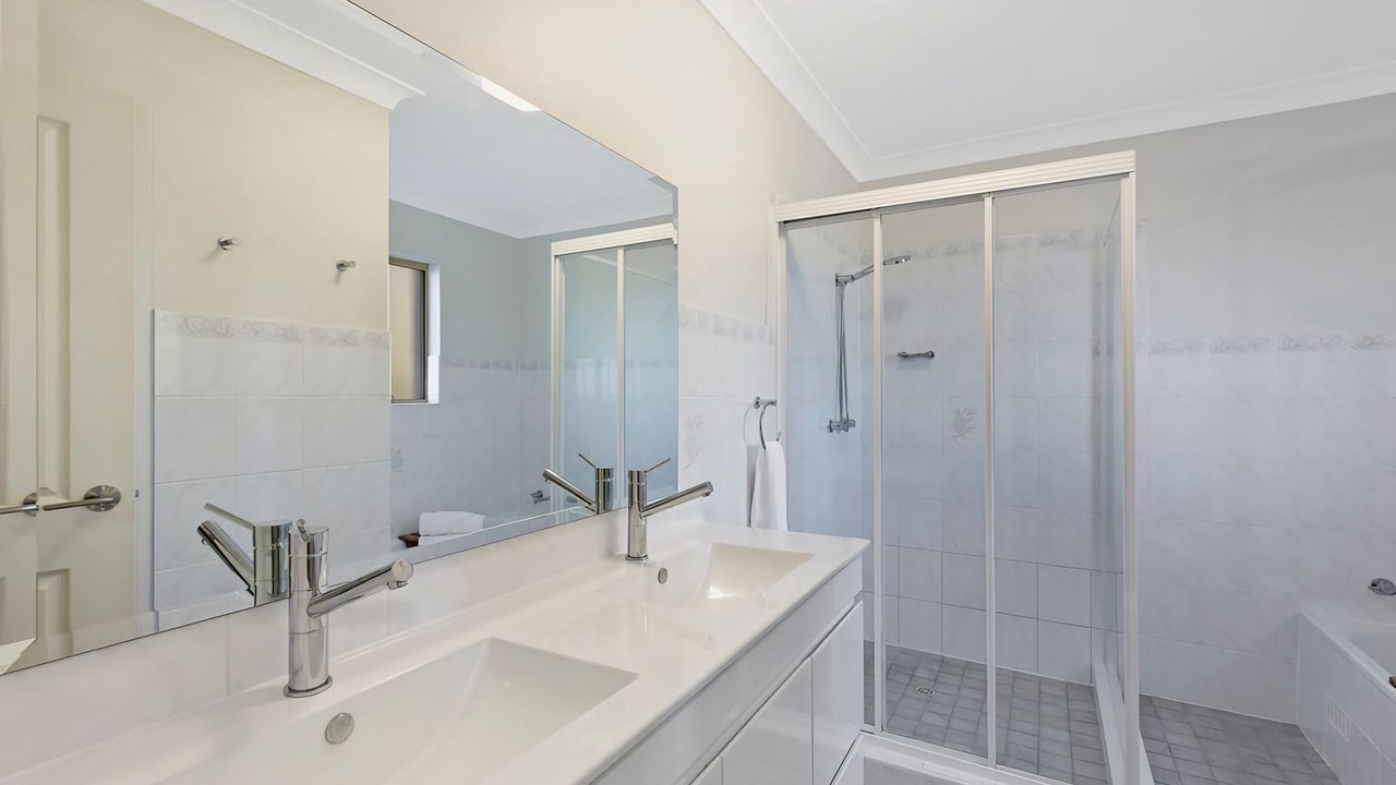 Photo of Bathroom in The Entrance