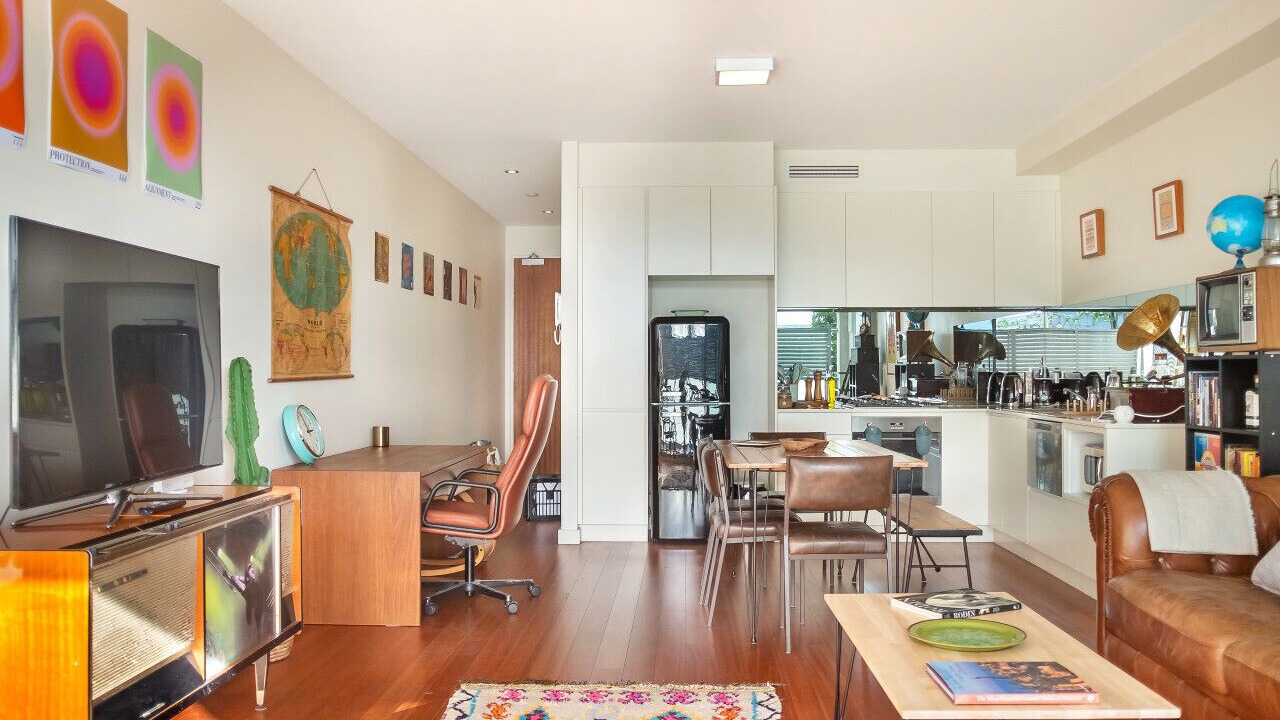 Photo of Livingroom in Newtown