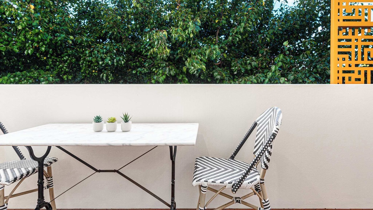 Photo of Outdoor in Kensington