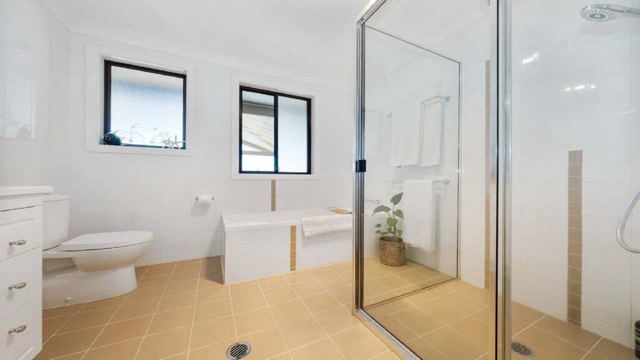 Photo of Bathroom in Berkeley Vale