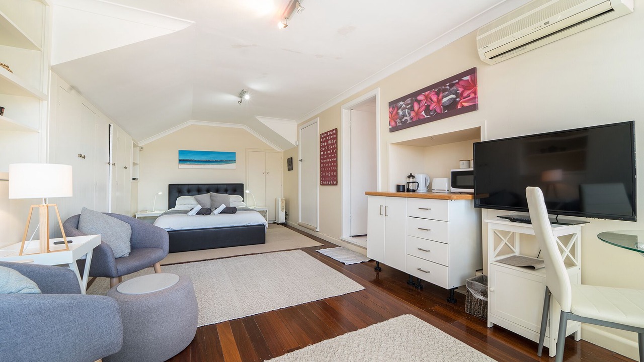 Photo of Bedroom in Dover Heights