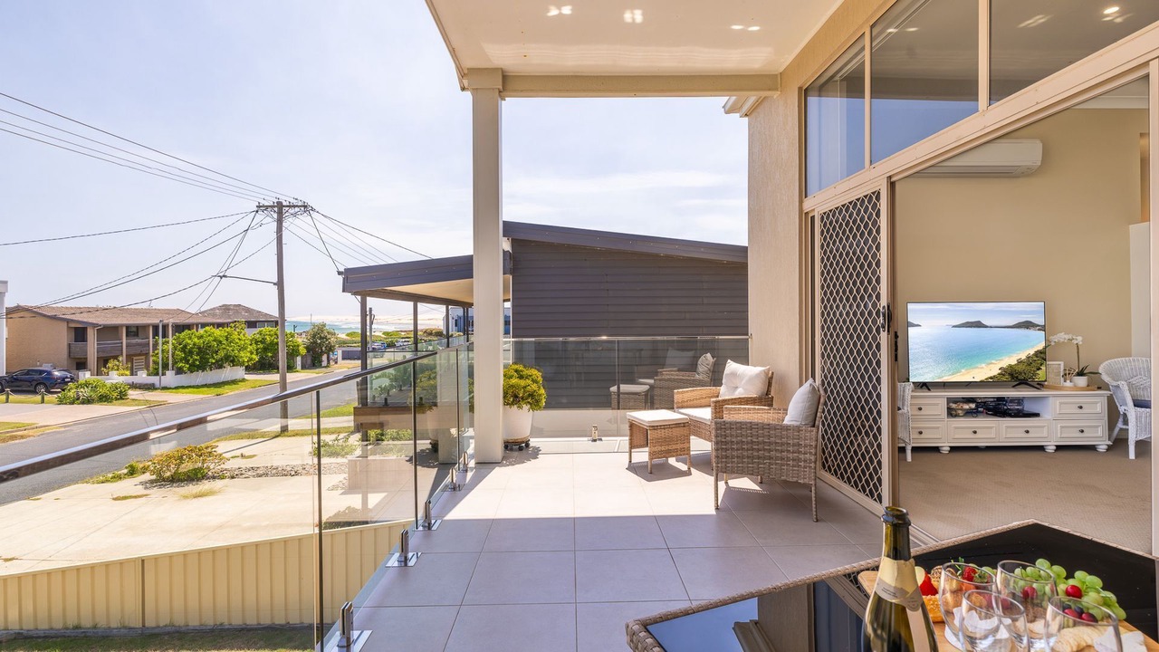 Photo of Patio Balcony in Anna Bay