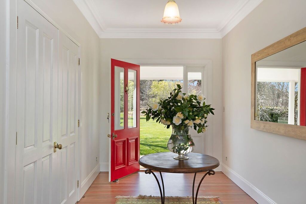 Photo of Livingroom in Glenquarry