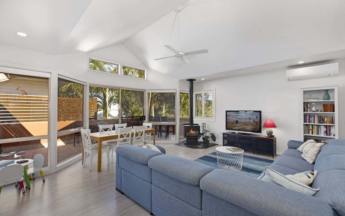 Photo of Livingroom in North Avoca