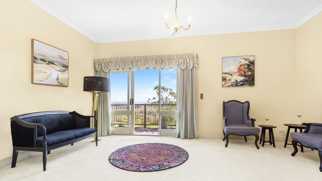 Photo of Livingroom in Razorback