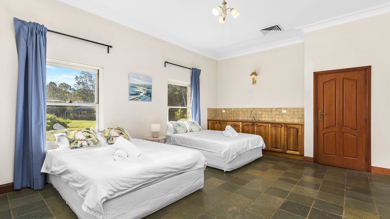 Photo of Bedroom in Razorback