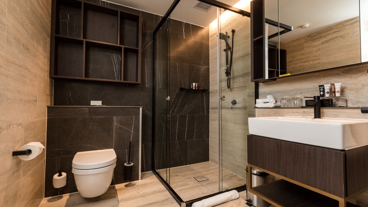 Photo of Bathroom in Mascot