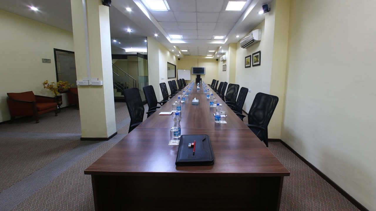 Photo of Others in DLF Phase 3