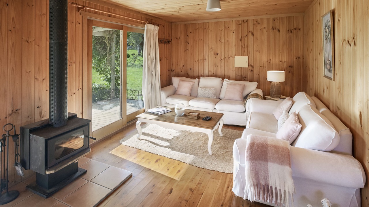 Photo of Livingroom in Barrengarry