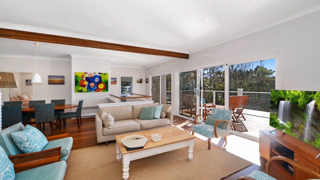 Photo of Livingroom in Avoca Beach