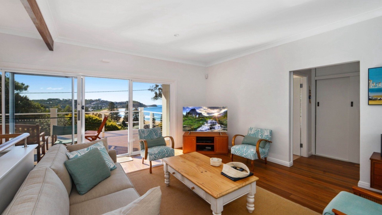 Photo of Livingroom in Avoca Beach