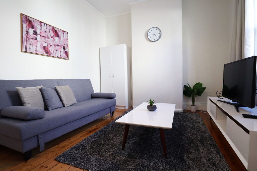 Photo of Livingroom in Pyrmont