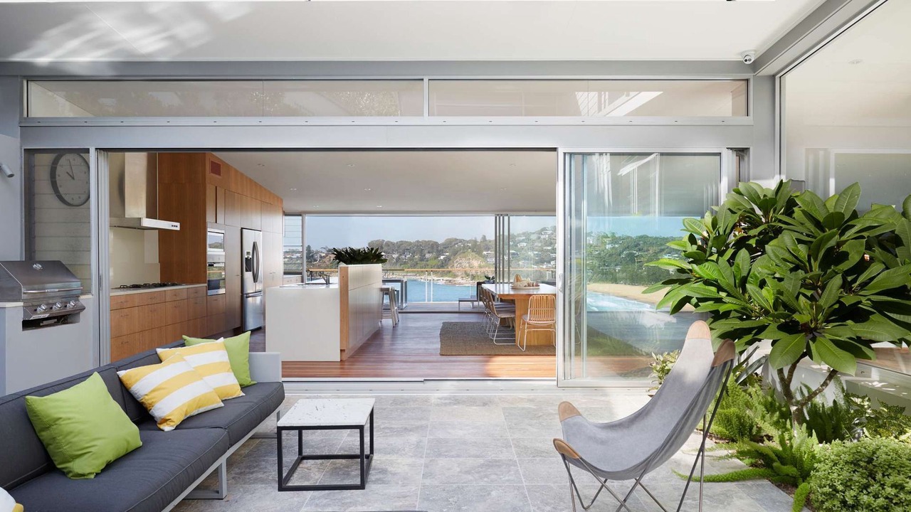 Photo of Livingroom in Whale Beach