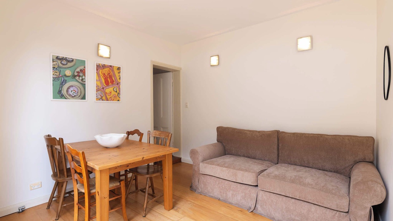 Photo of Livingroom in Annandale