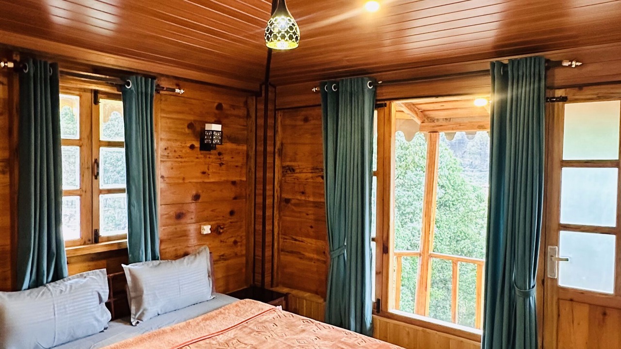 Photo of Bedroom in Nainital