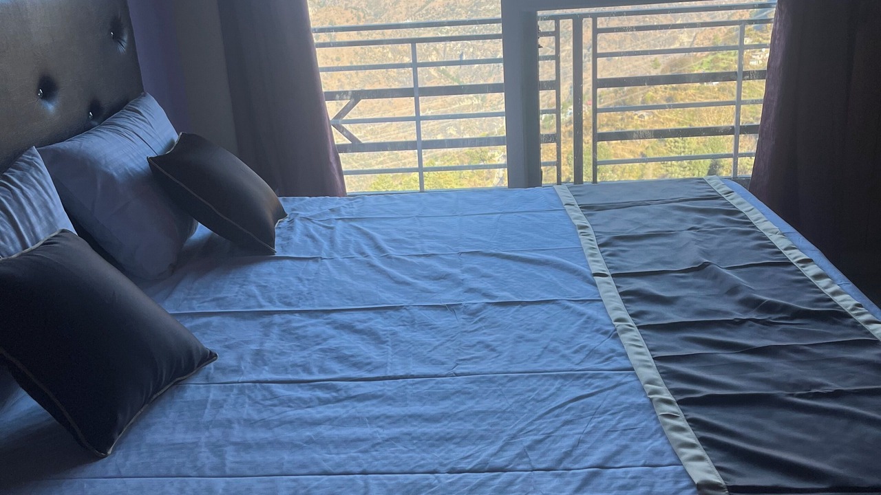 Photo of Bedroom in Sarahan