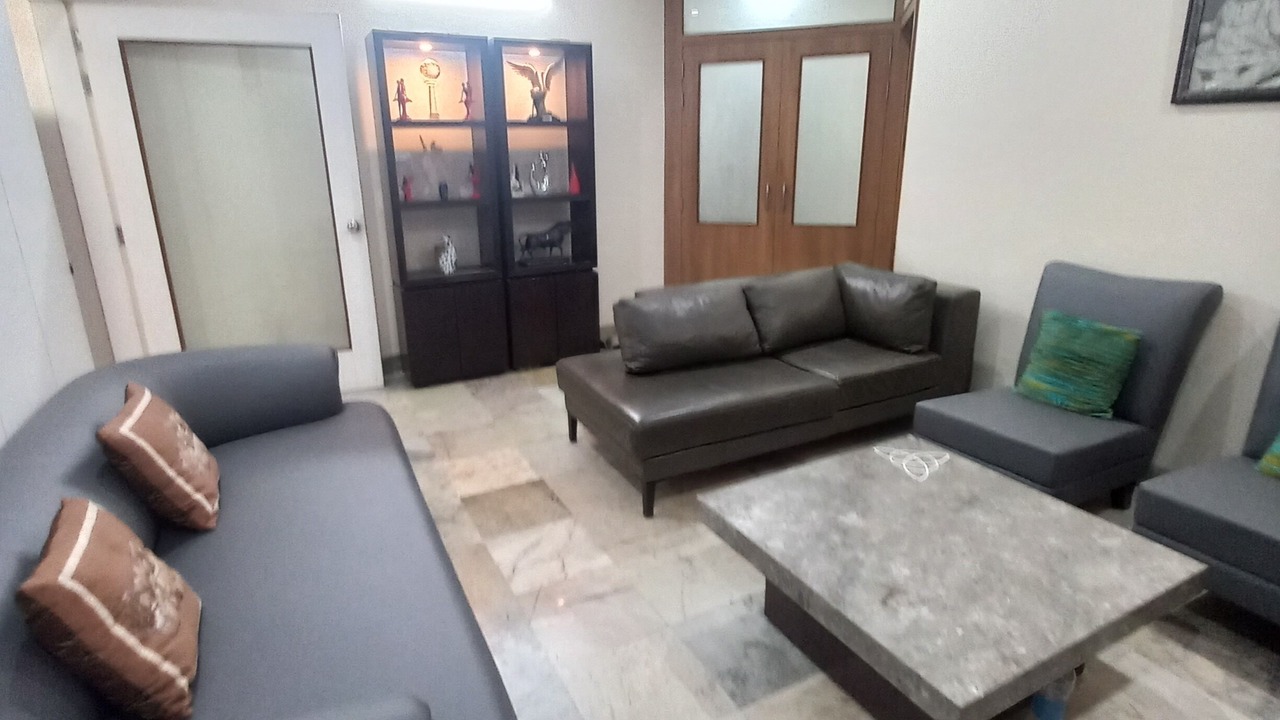 Photo of Livingroom in Mathura