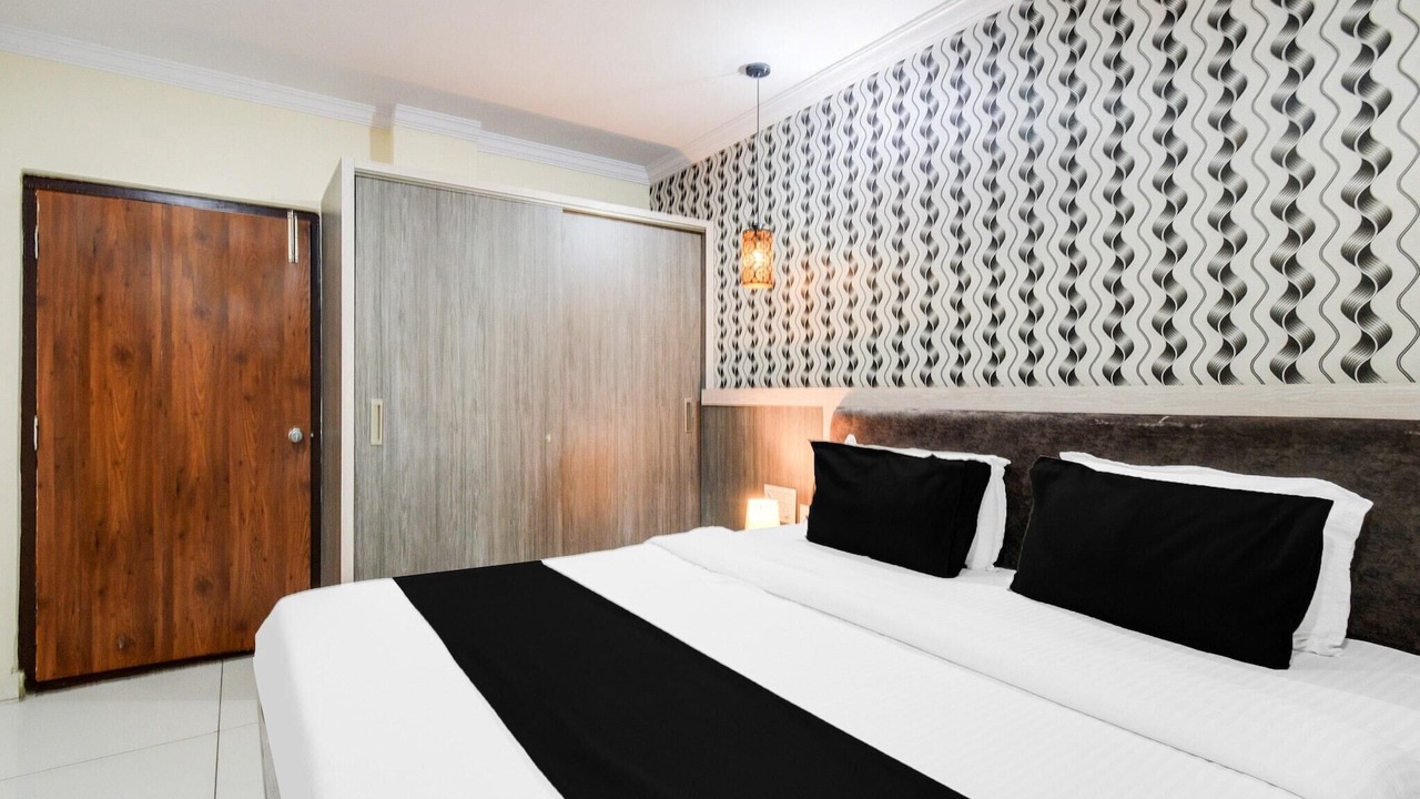 Photo of Bathroom in Shamshabad