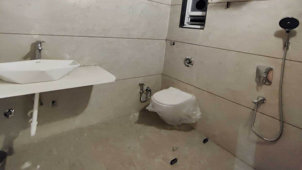 Photo of Bathroom in Pandharpur