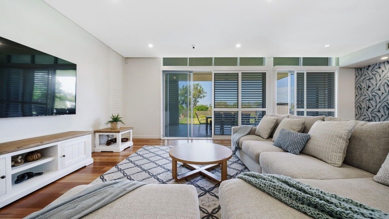 Photo of Livingroom in Magenta Shores