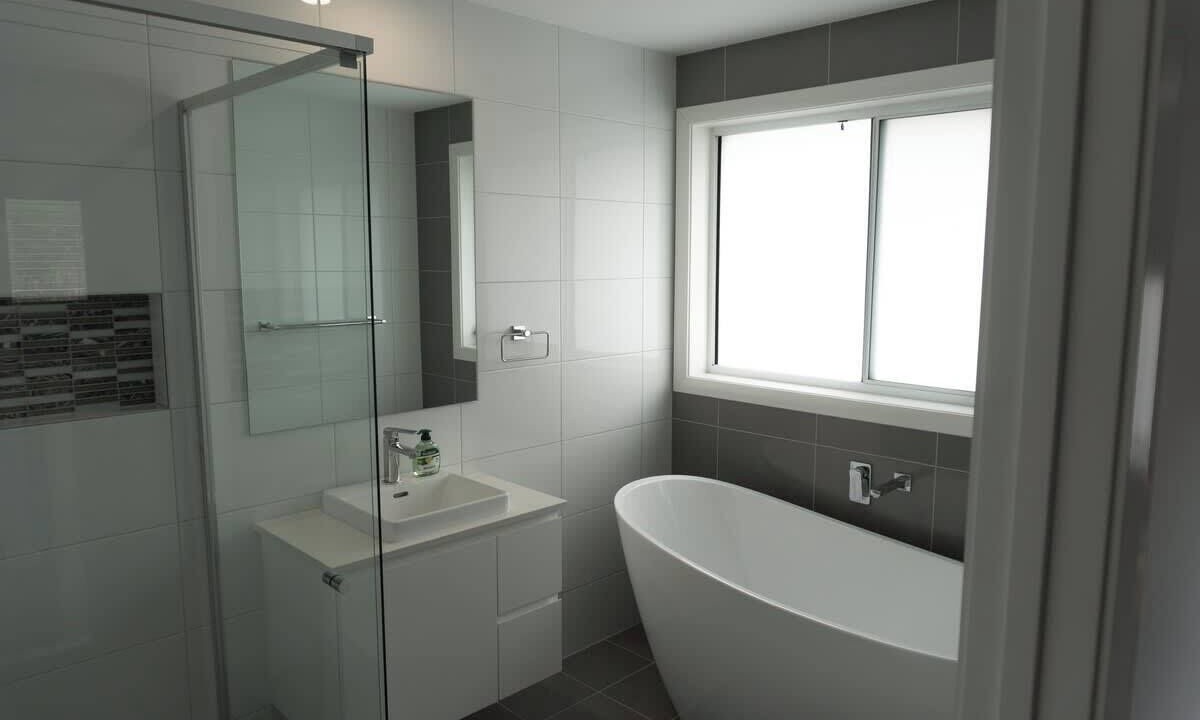 Photo of Bathroom in Gledswood Hills