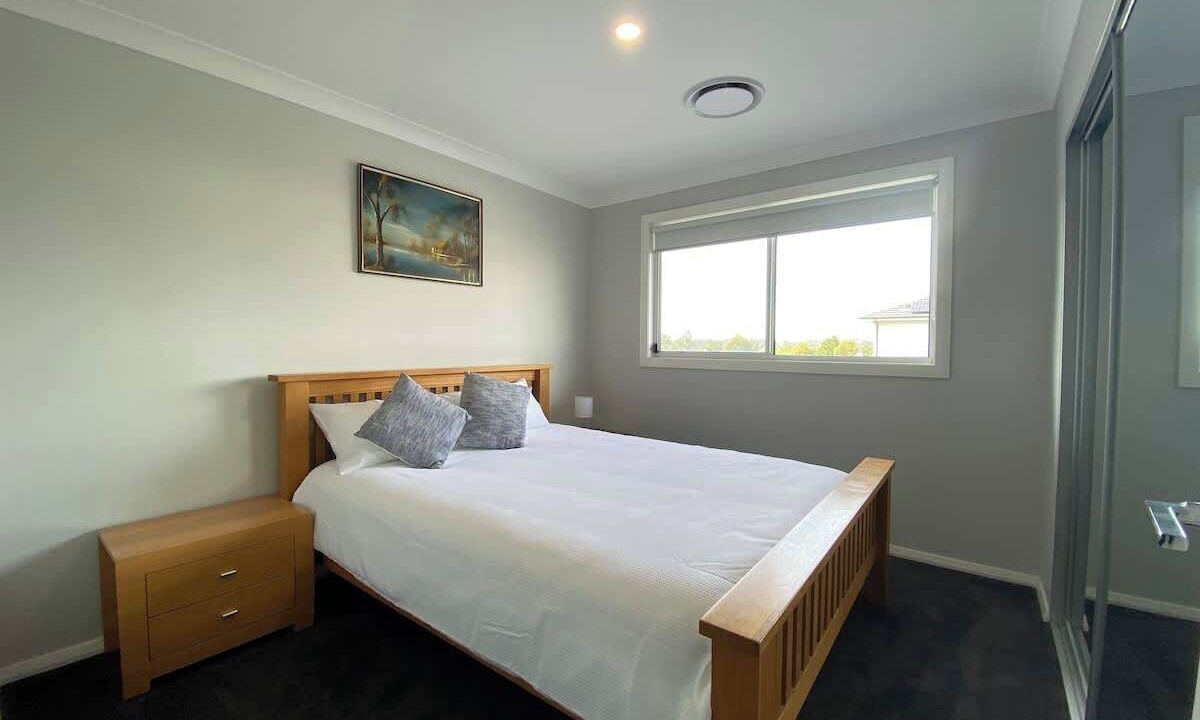 Photo of Bedroom in Gledswood Hills