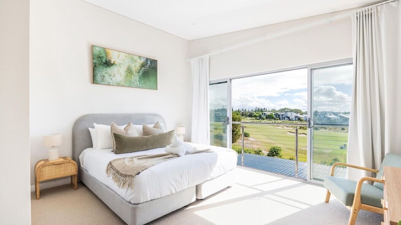 Photo of Bedroom in Magenta Shores
