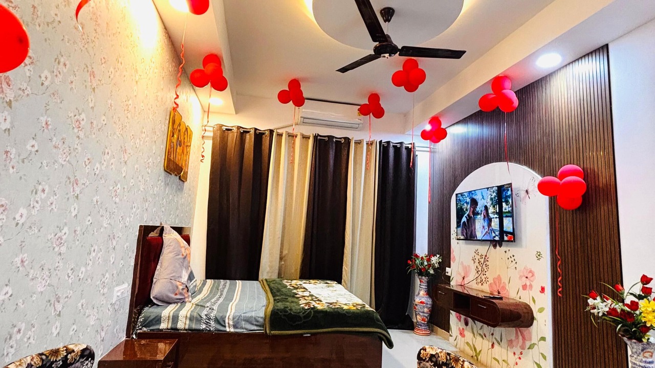 Photo of Bedroom in Greater Noida