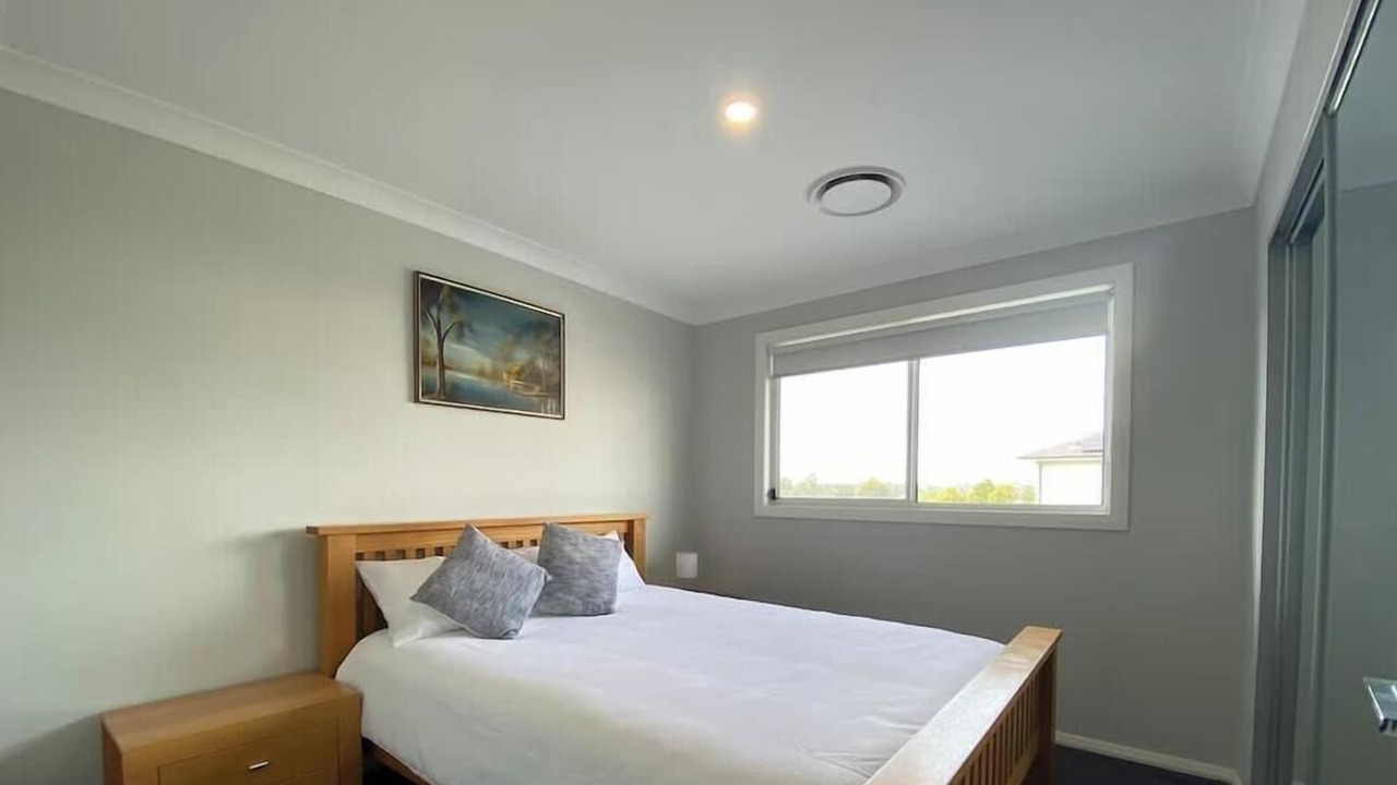 Photo of Bedroom in Gledswood Hills