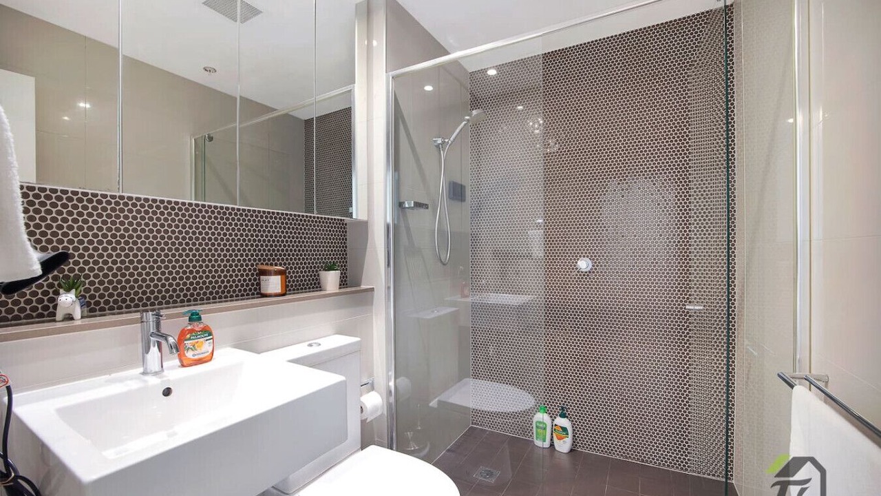 Photo of Bathroom in Chinatown