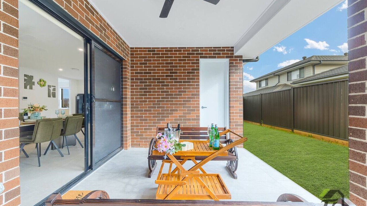 Photo of Outdoor in Austral