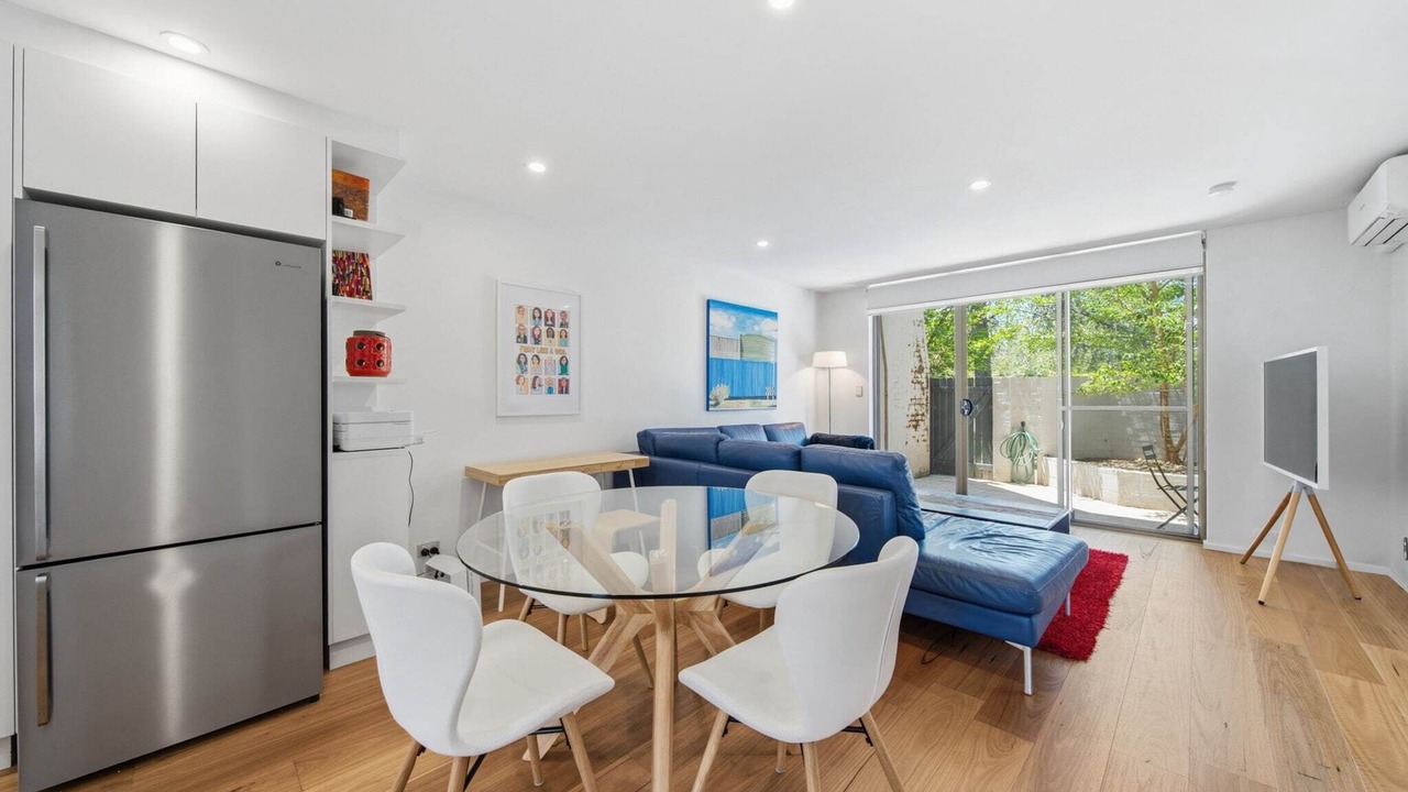 Photo of Livingroom in Kingston
