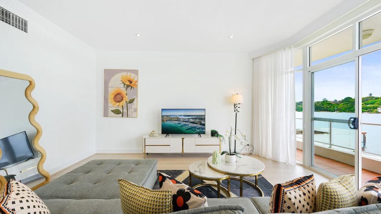 Photo of Livingroom in Abbotsford