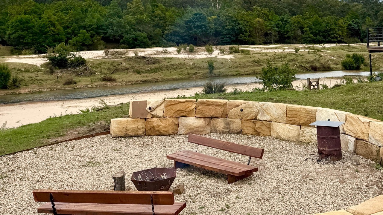 Photo of Others in Higher Macdonald