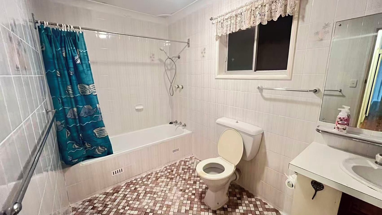 Photo of Bathroom in Epping