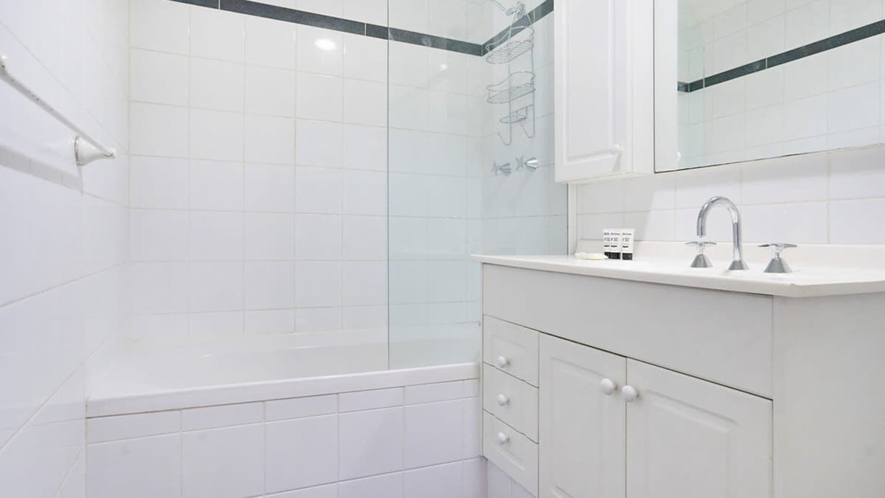 Photo of Bathroom in Woolloomooloo