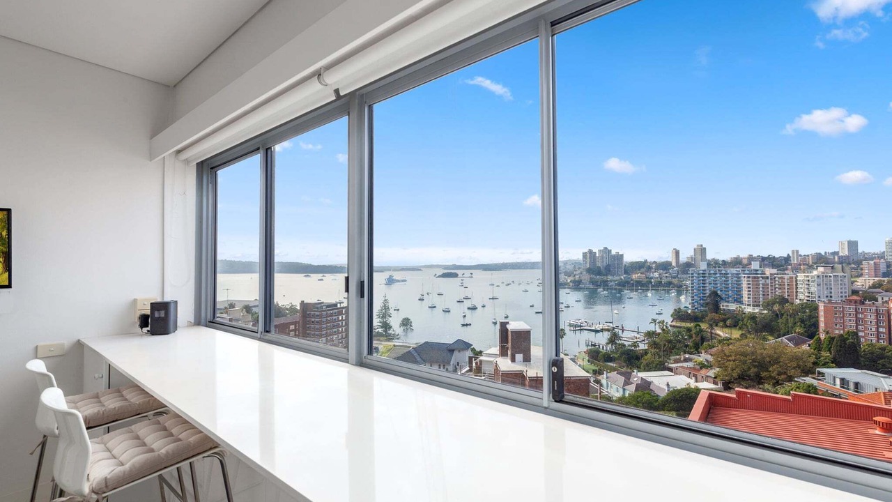 Photo of Livingroom in Elizabeth Bay