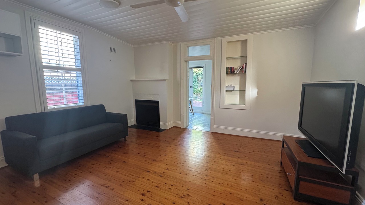 Photo of Livingroom in Annandale