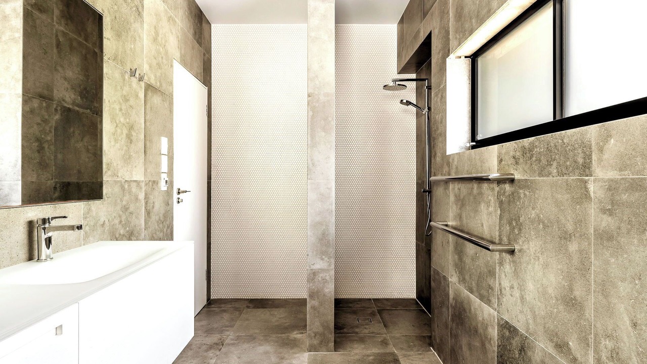 Photo of Bathroom in Clifton Gardens