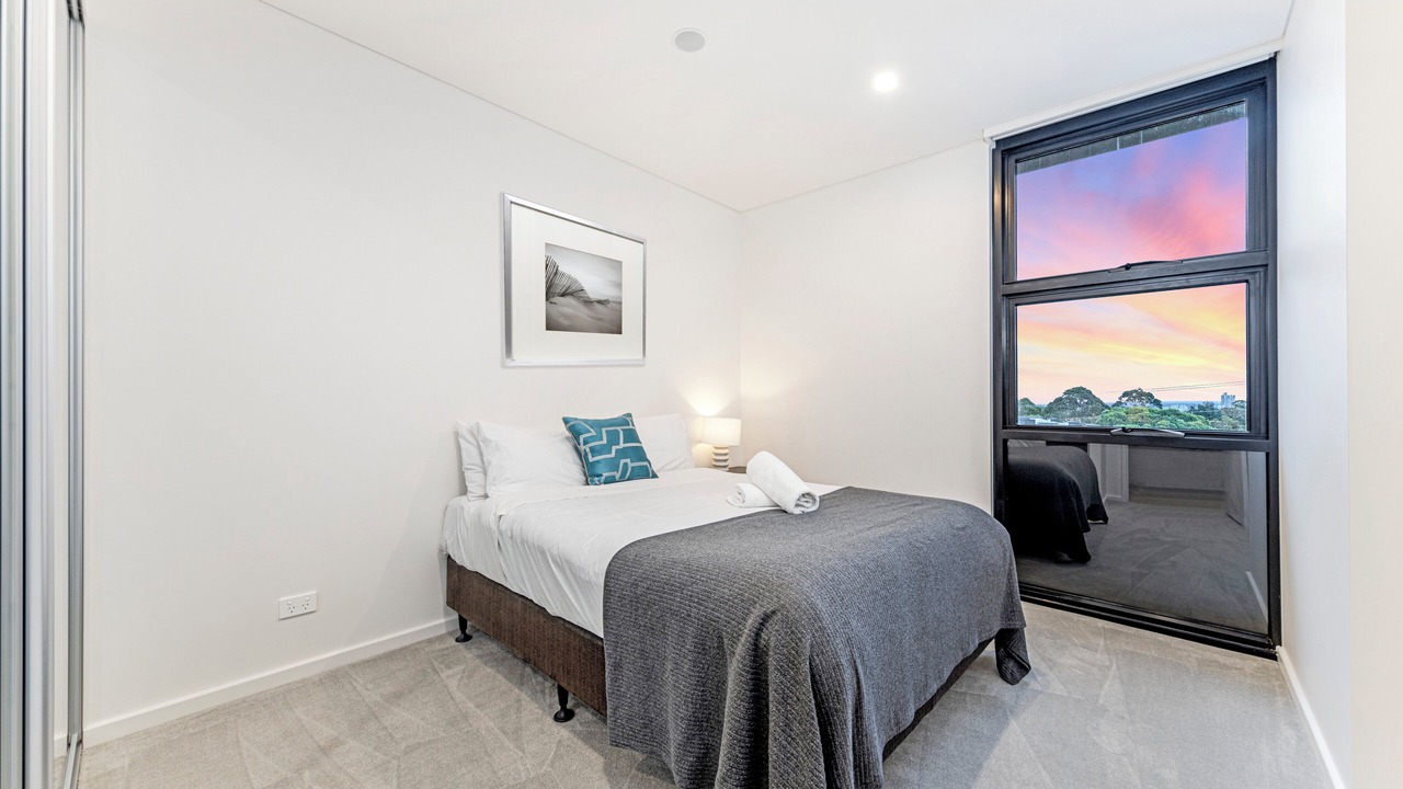 Photo of Bedroom in Melrose Park