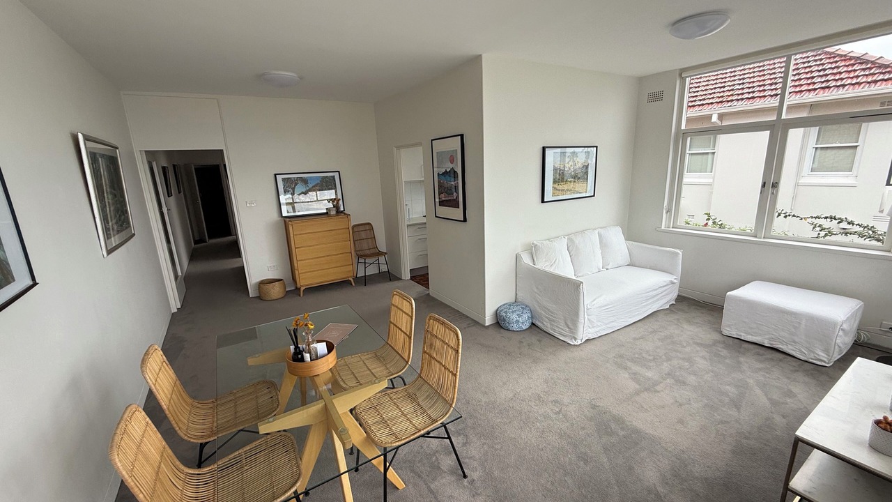 Photo of Livingroom in Rose Bay