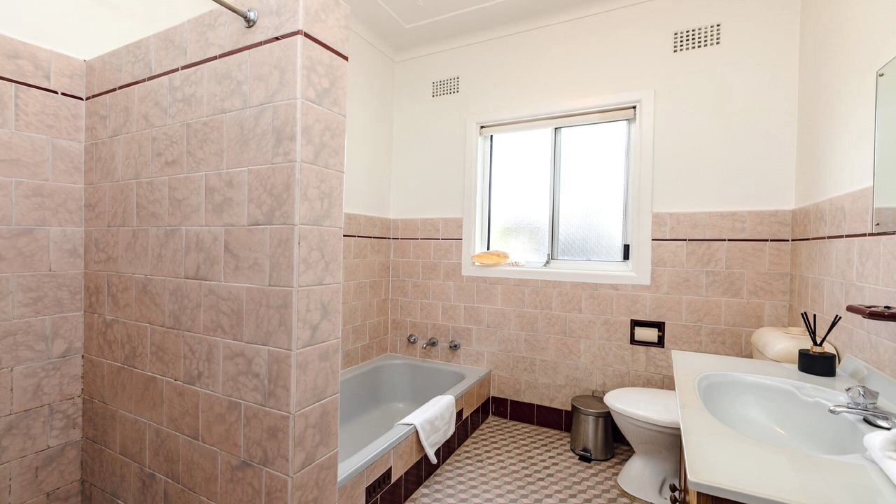 Photo of Bathroom in Point Clare